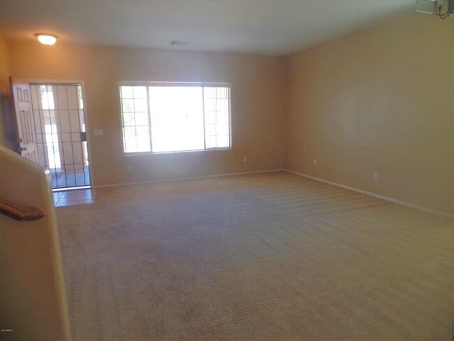 Building Photo - 1281 E Hampton Ln