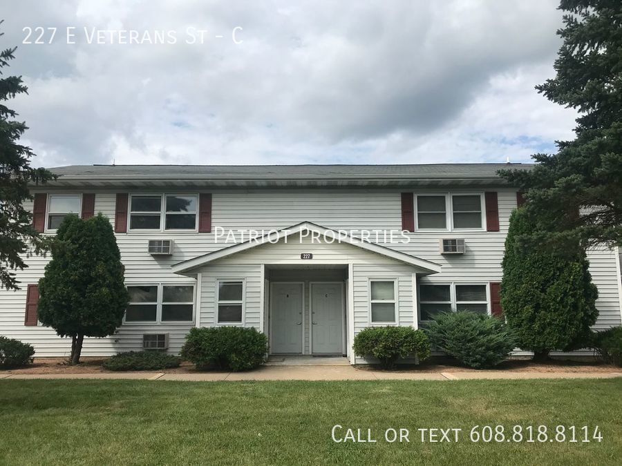 Foto principal - 227 E Veterans St