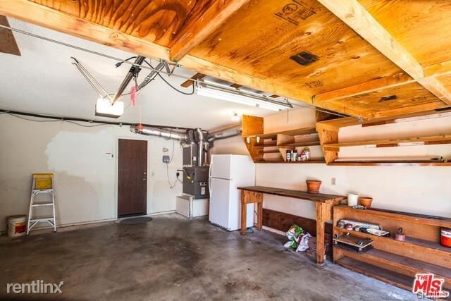 Primary Photo - 4 br, 3 bath House - 23025 Humming Bird Way