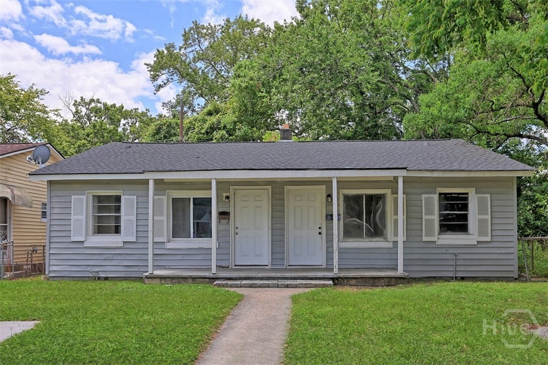 Primary Photo - 1013 Carroll St
