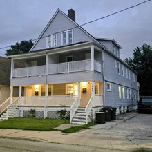 Building Photo - 1443 W 85th St