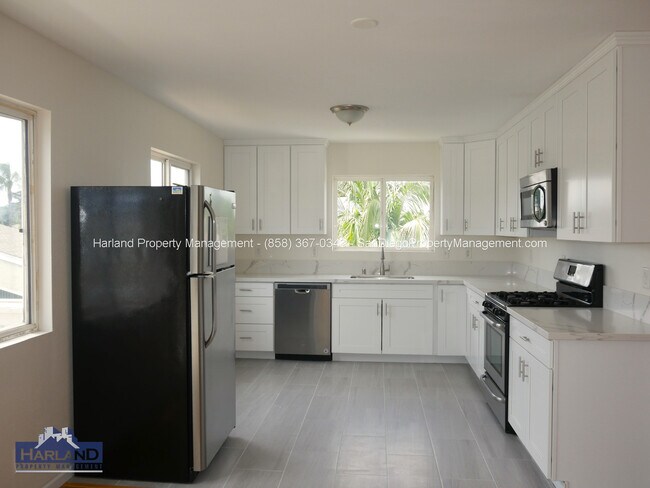 Foto del edificio - 4810-4812 68th Street - 4812-