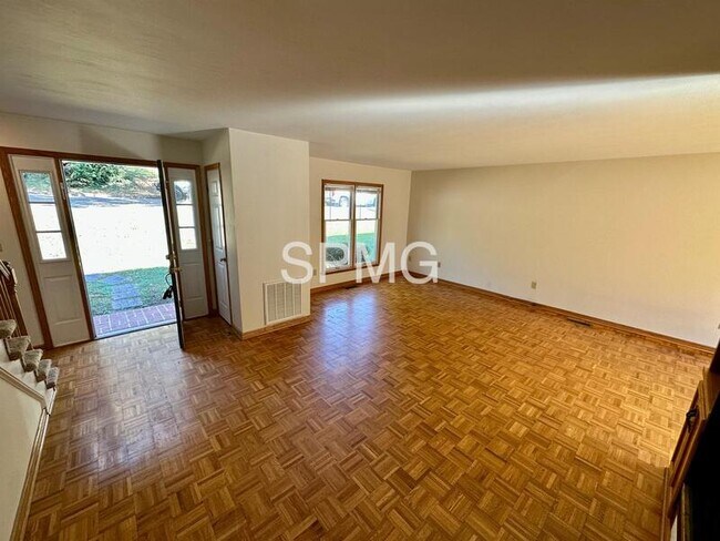 Foto del edificio - 1552 Terrace Rd SW