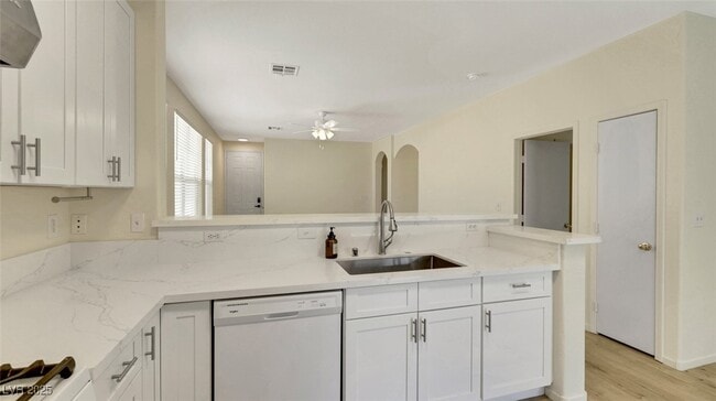 Building Photo - 2633 Spider Cactus Ct