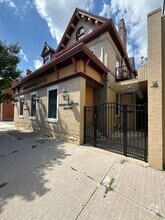 Building Photo - 316 W Broad St