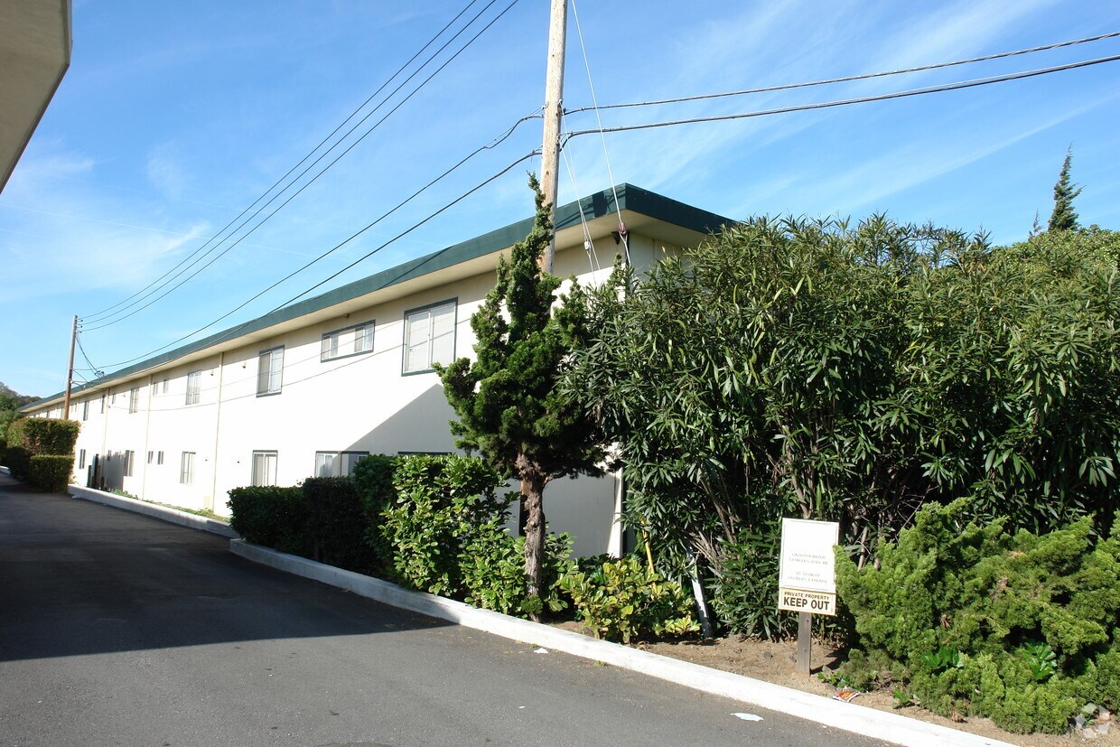 Thorndike Apartments Apartments in Monterey, CA