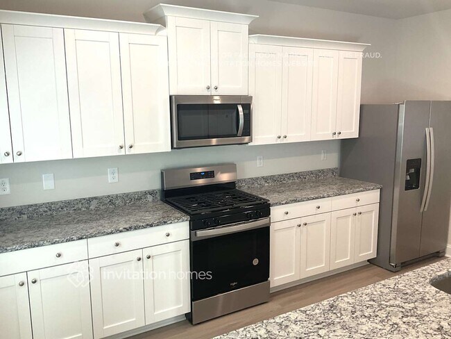 Foto del edificio - 104 Wilderness Ct