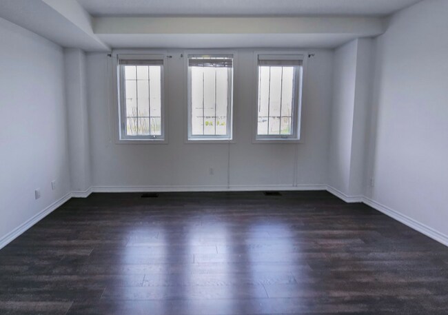 Building Photo - 11 Telegraph St