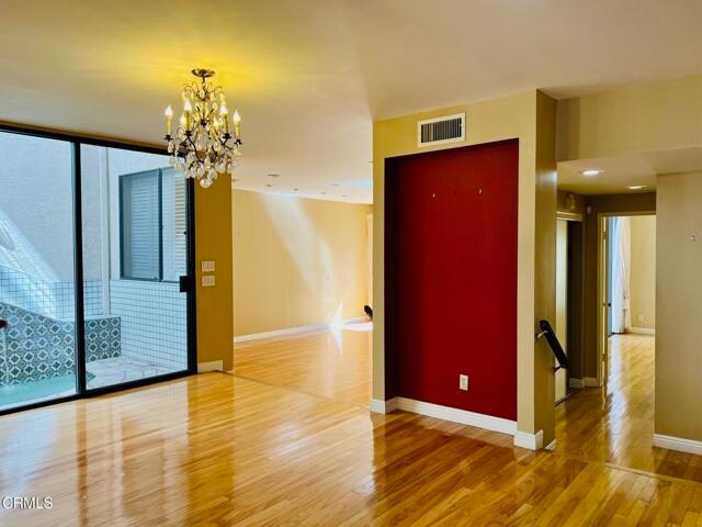 Building Photo - 1110 Las Riendas Way