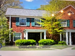 Building Photo - 3875 Beech St