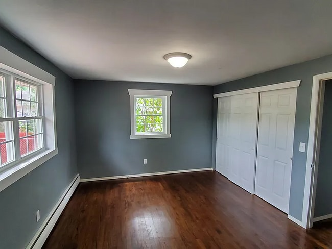 Building Photo - charming single-family home