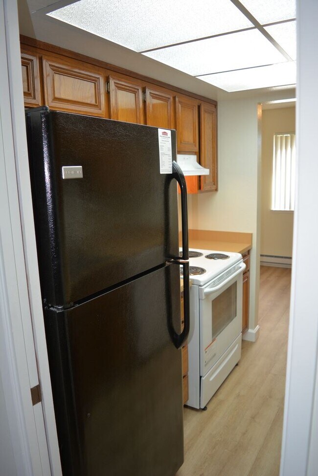 Foto del edificio - 2 br, 1 bath House - 938 CLARK AVENUE #13