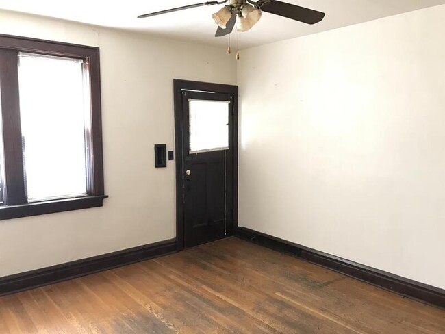 Foto del edificio - 3847 Alberta St
