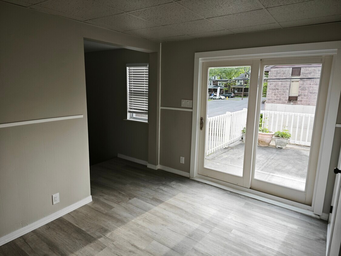 Foto principal - 612 W Garrison St