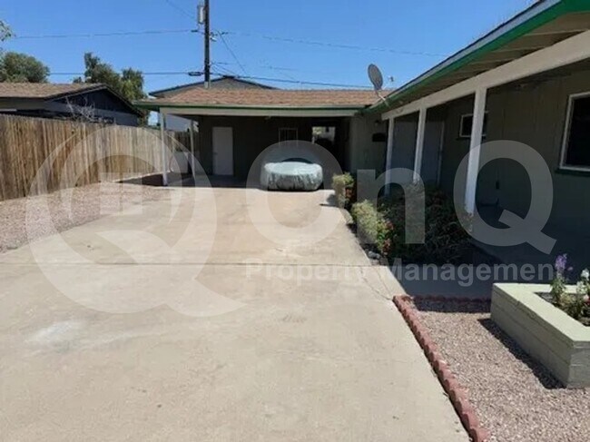 Foto del edificio - 1717 N 42nd St