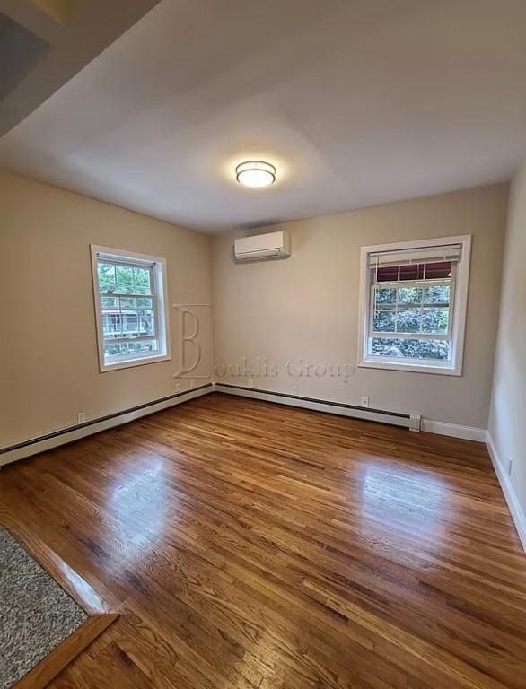 Foto principal - ------>30th AVE 2 BED------>CORNER UNIT---...
