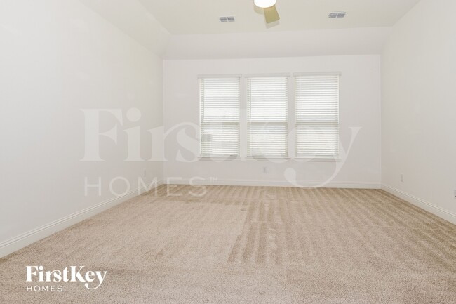 Foto del edificio - 2811 Winchester Ave