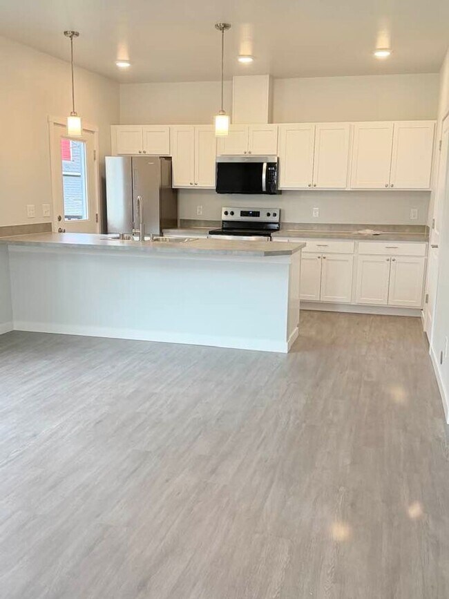 Foto del edificio - 1000 Billy Frank Jr. St