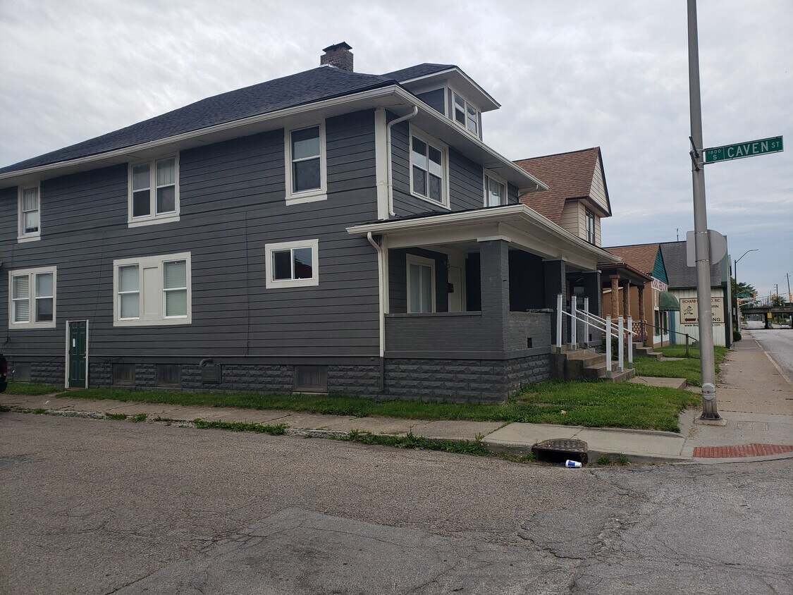 1801 S Meridian St, Indianapolis, IN 46225 Apartments Indianapolis