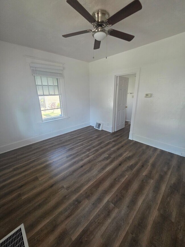 Foto del edificio - Beautiful 3 bed 1 bath