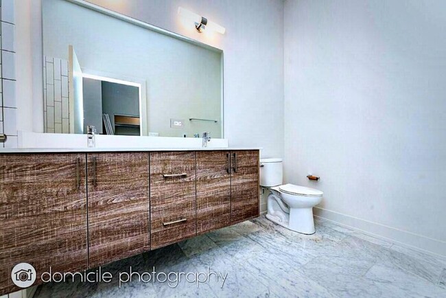 Foto del edificio - 847 N Larrabee St