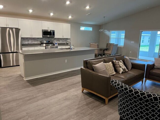 Building Photo - 1031 Tropea Ln (LO)