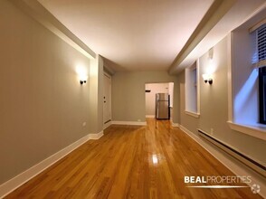 Building Photo - 1347 N Dearborn St