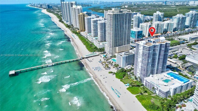 Building Photo - 16711 Collins Ave