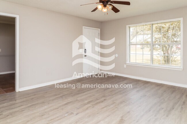 Foto del edificio - 103 Rolling Hills Blvd