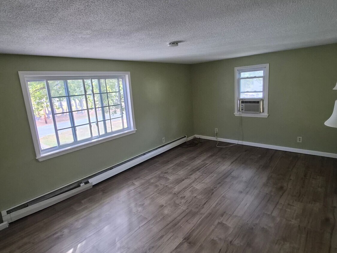 Foto principal - 72 Lilac St