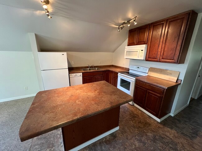 Foto del edificio - 310 Ash St