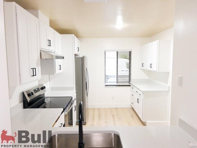 Building Photo - 502 Derby Dr