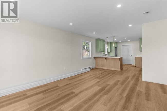 Building Photo - 305 Petty Harbour Rd