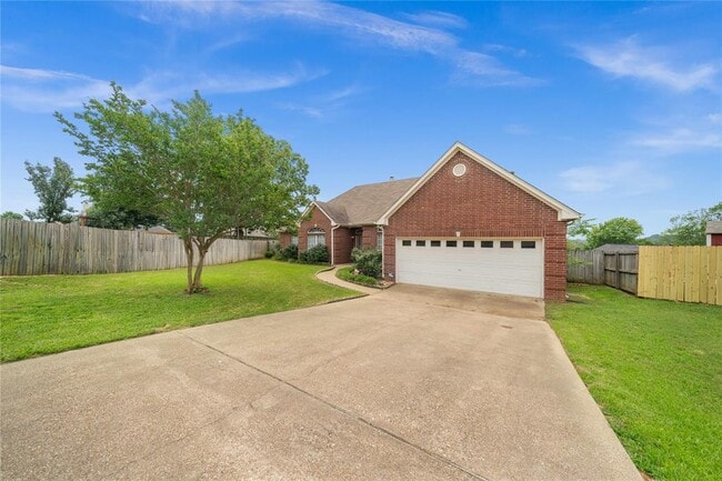 Building Photo - 16630 Thibodaux Dr