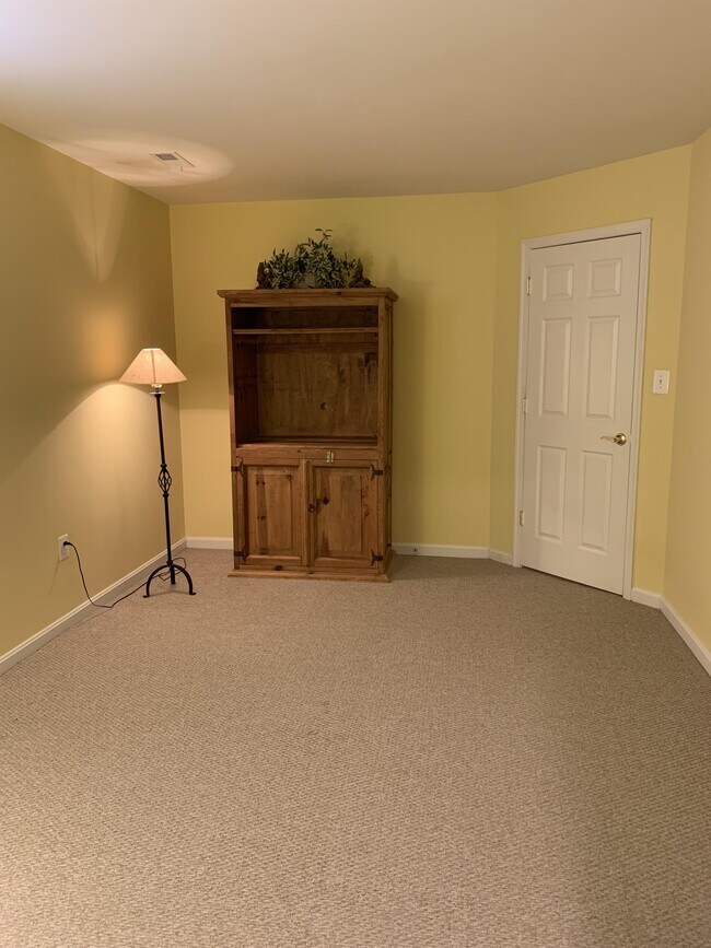 9141 Big Springs Loop, Bristow, VA 20136 House Rental in Bristow, VA