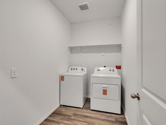 Building Photo - 24863 Springbluff Vly