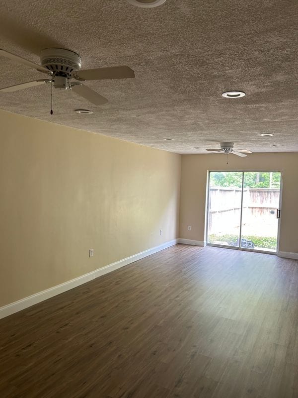 Building Photo - 809 Sledgehammer Dr