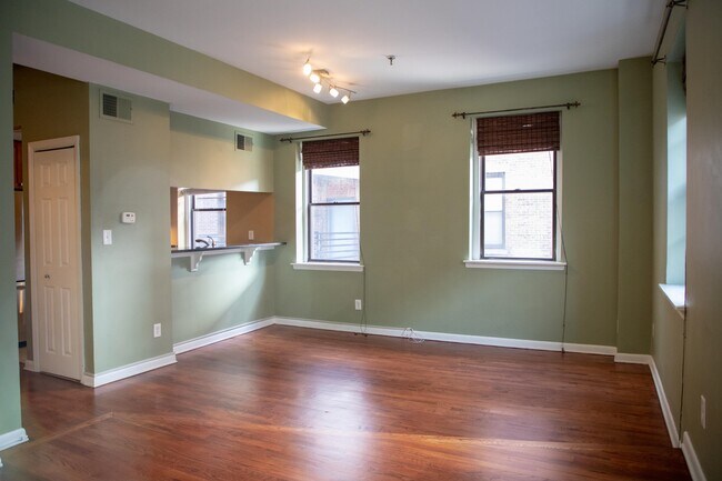Building Photo - 227 Christopher Columbus Dr