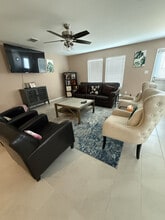 Building Photo - 3202 Normandy Brk Rd