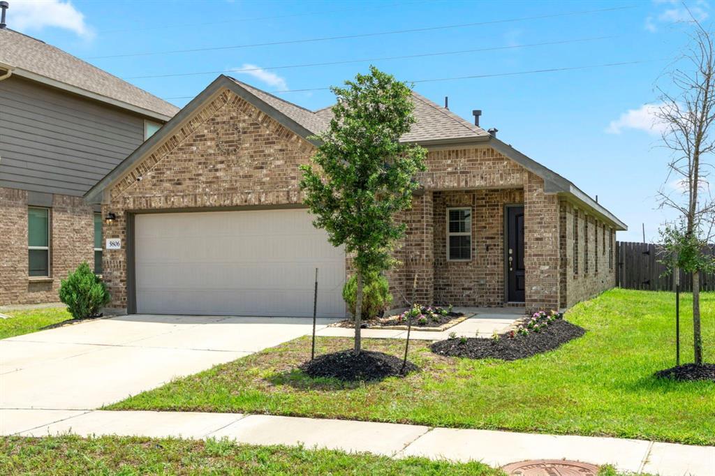 Primary Photo - 5806 Longhorn Run Ln