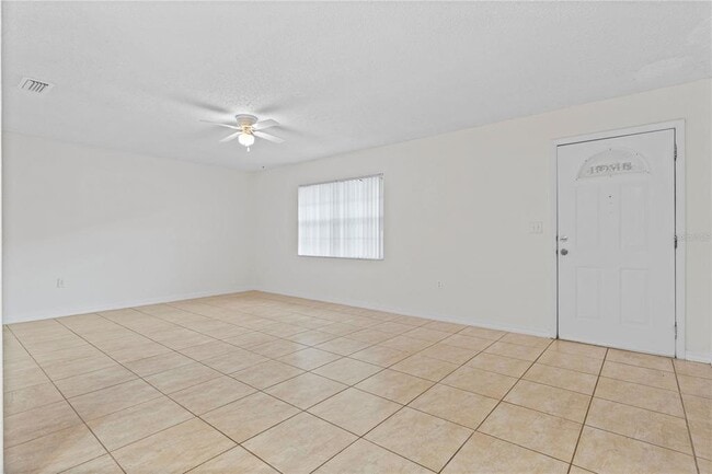 Foto del edificio - 14996 SW 35th Avenue Rd