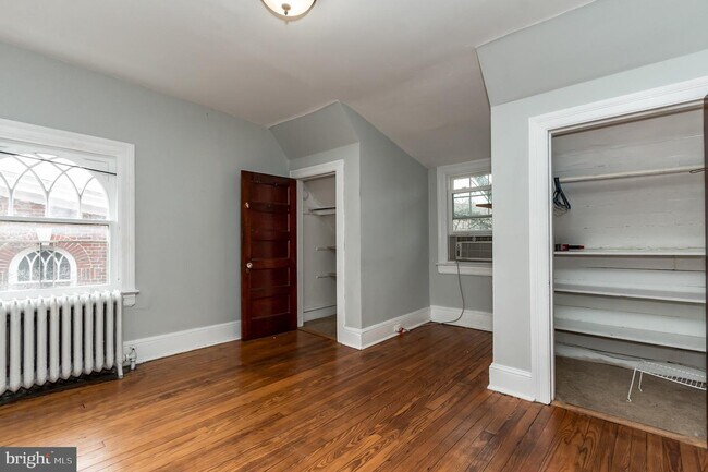 Foto del edificio - 2256 Cathedral Ave NW