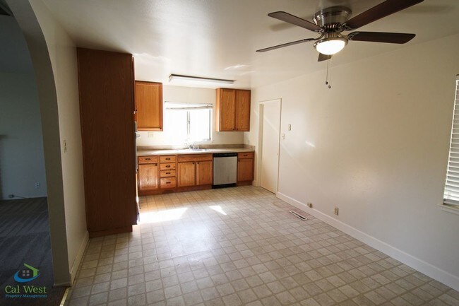 Building Photo - 4722 Harwood Rd