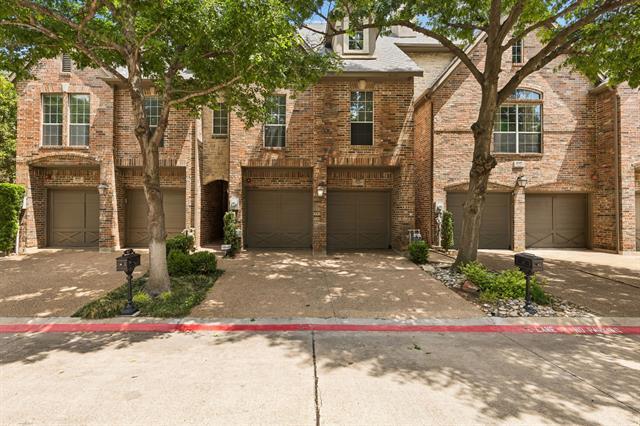 Building Photo - 4147 Towne Green Cir