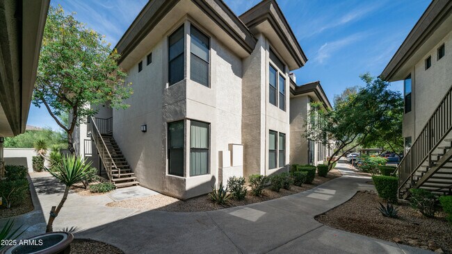 Building Photo - 6900 E Princess Dr