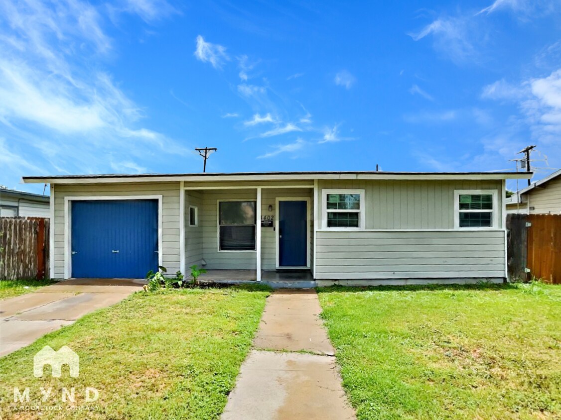 Foto principal - 4402 Mistletoe Dr