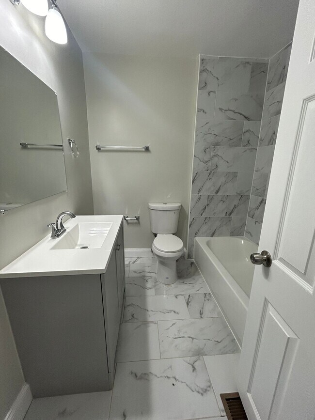 Foto del edificio - 715 N Rosedale St