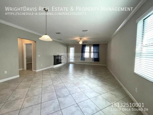 Foto del edificio - 13339 Orca Sound Dr