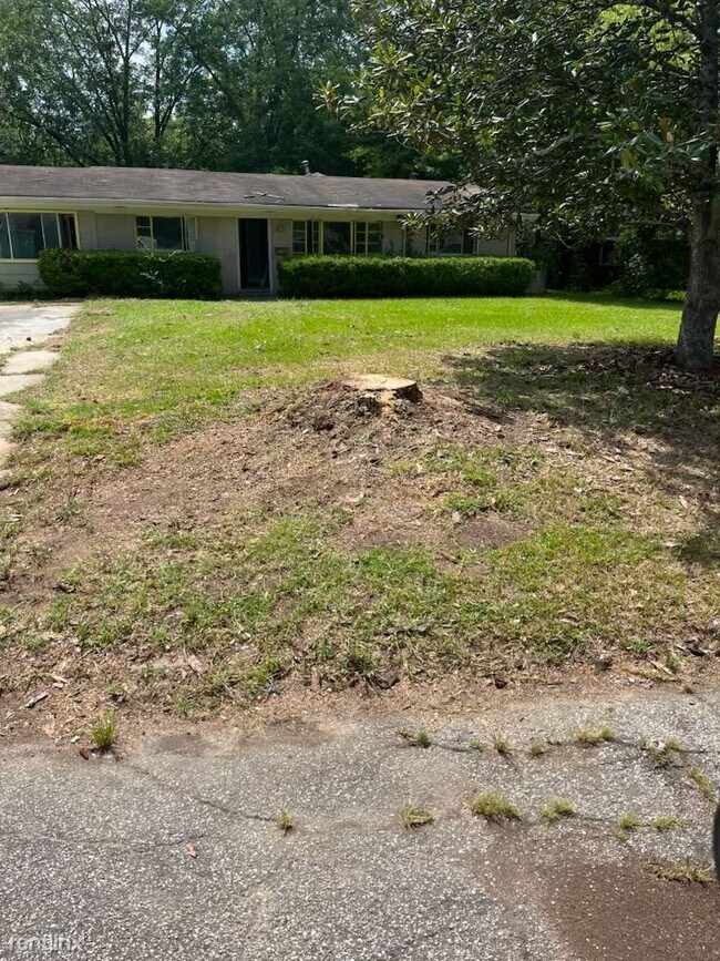 Building Photo - 4 br, 2 bath House - 1220 Lynwood Drive