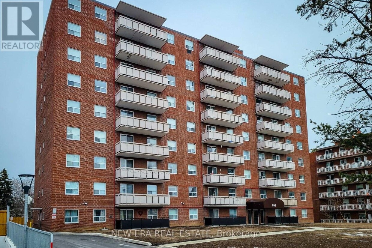 Primary Photo - 851-851 Queenston Rd